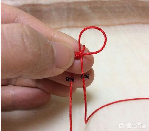 【DIY】怎么用绳子编织蛇结？