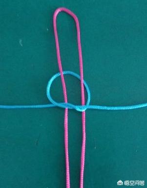 如何用两根丝带编一个手链？